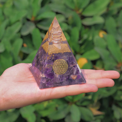 Crystal Pyramid | Amethyst