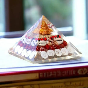 Gomti Chakra Maha Laxmi Orgonite Pyramid Shree Yantra, Rudraksha, Gomti Chakra, Chirmi Seeds & Kaudi Shells