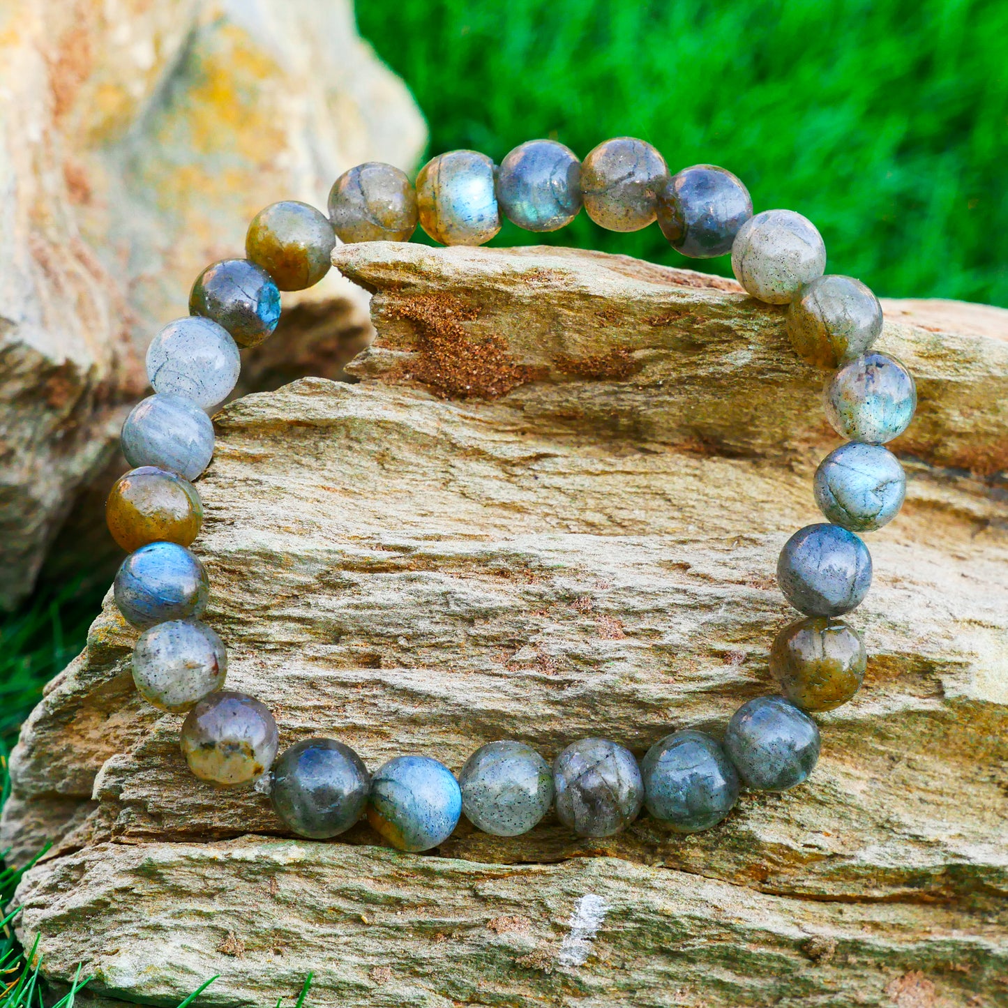 Labradorite Gemini Zodiac(मिथुन राशि) Certified Healing Crystal Bracelet